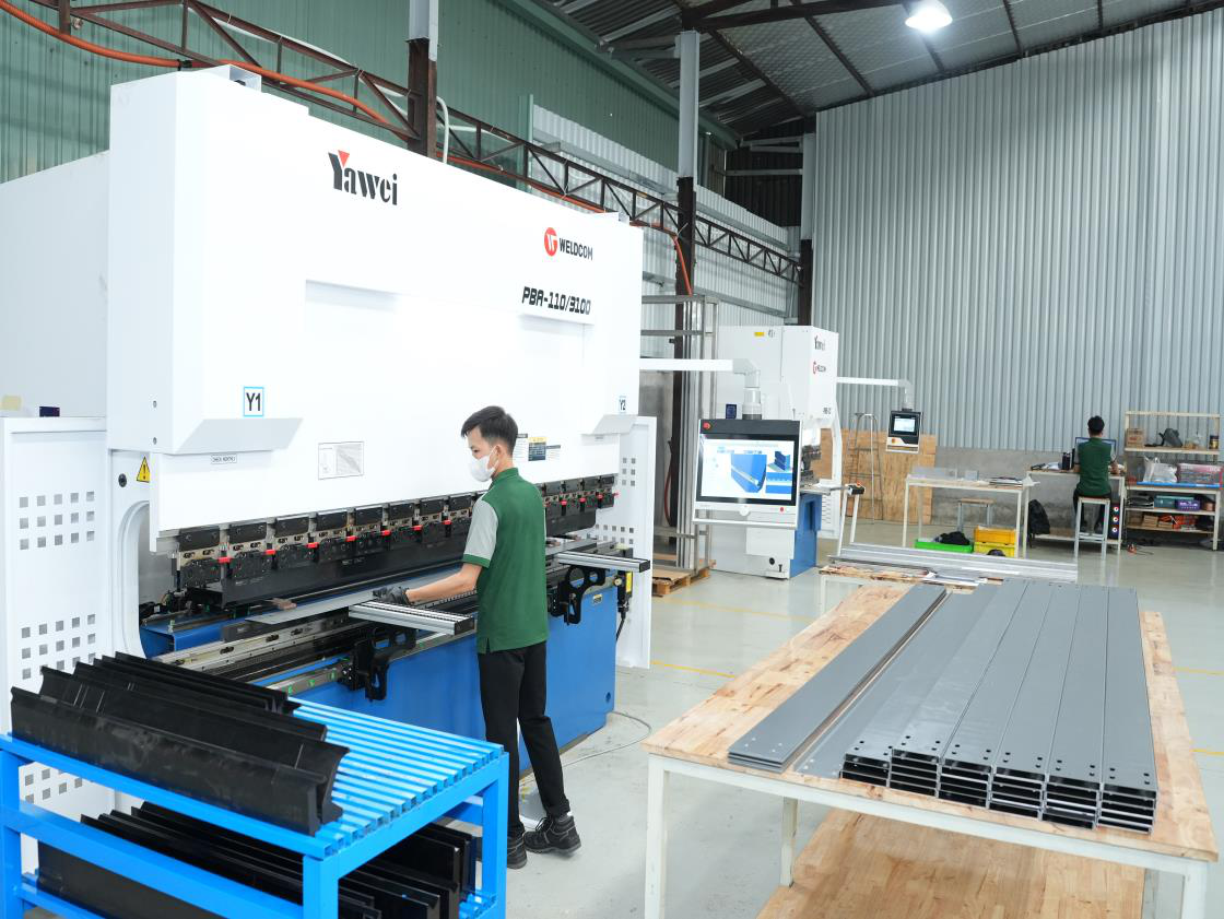 regional_sheet_metal_overview_press_brake